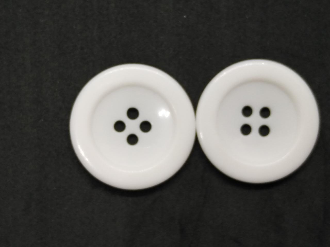 00MRT5536401 BLANCO BOTONES SUPERIBO 1