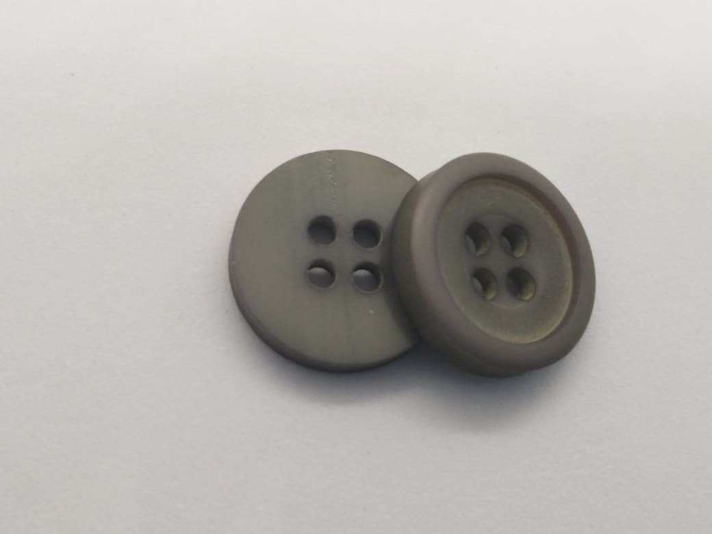 00MRT583241F GRIS BOTONES SUPERIBO 2