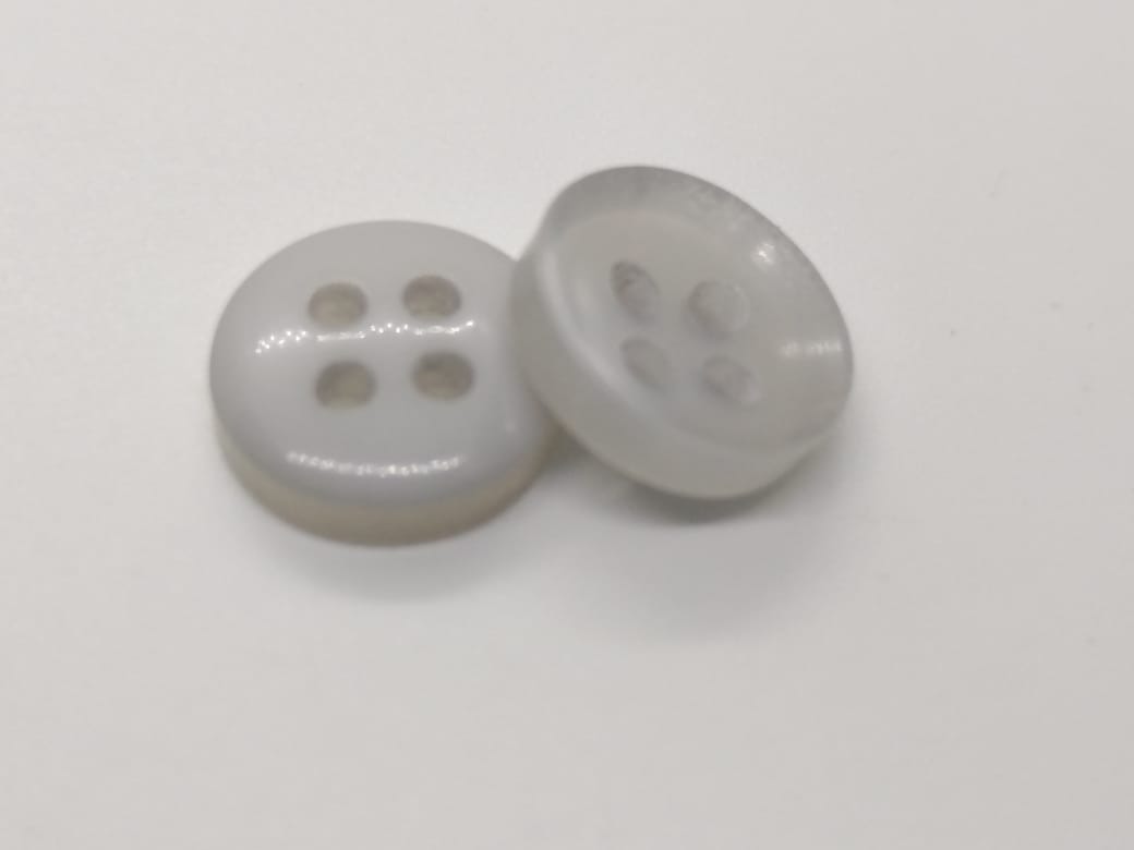 0PMR0101741G GRIS CLARO BOTONES SUPERIBO 2